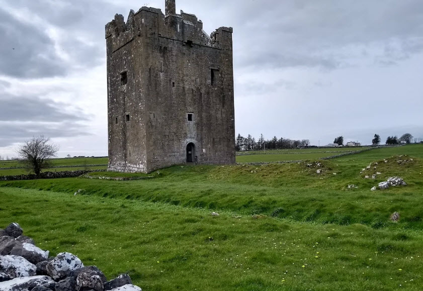 Isert Kelly Castle, Ireland